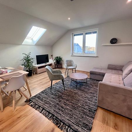 Cozy Apartment Near Vienna Airport シュベッヒャート エクステリア 写真